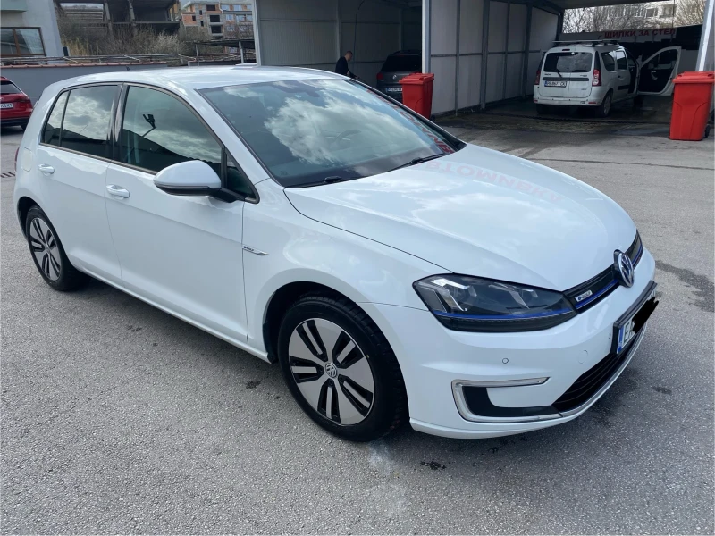 VW Golf eGolf, снимка 3 - Автомобили и джипове - 49480745