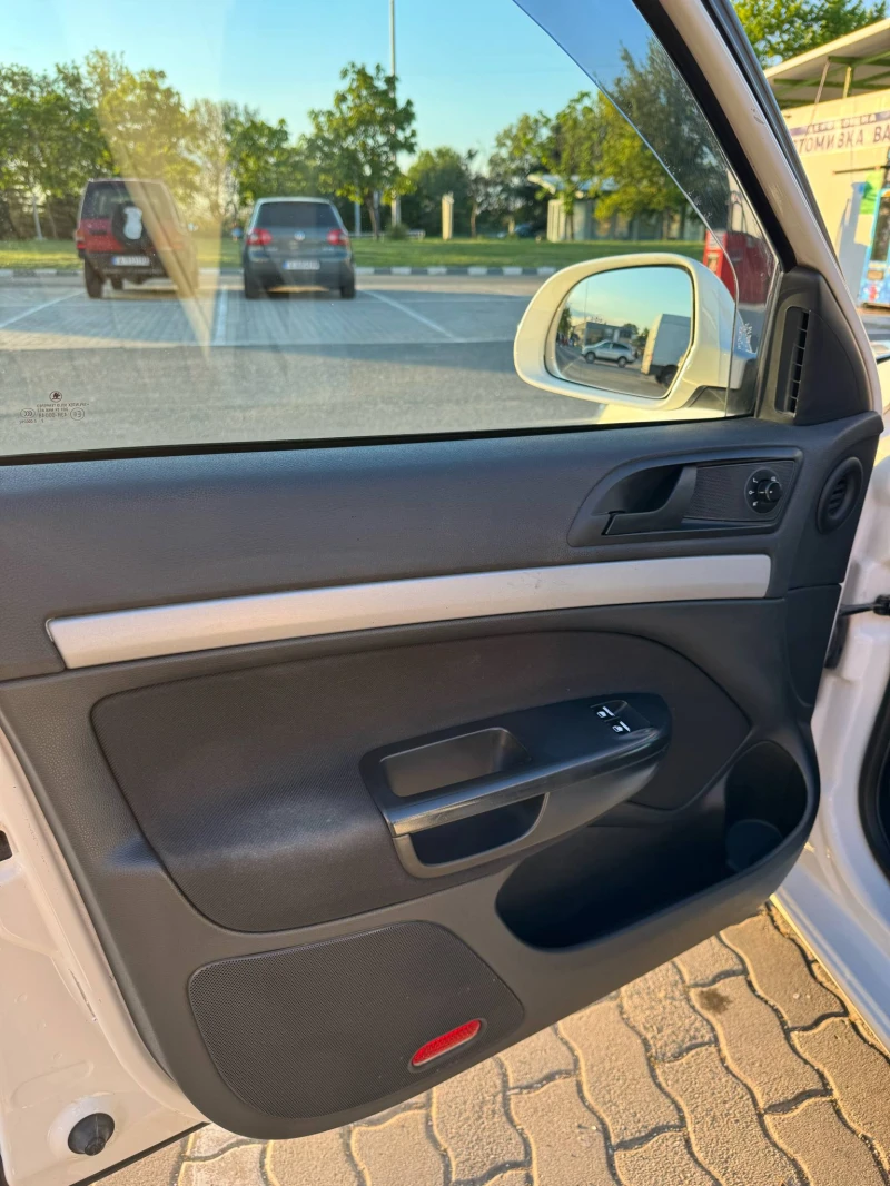 Skoda Octavia бензин-газ, снимка 15 - Автомобили и джипове - 50499463