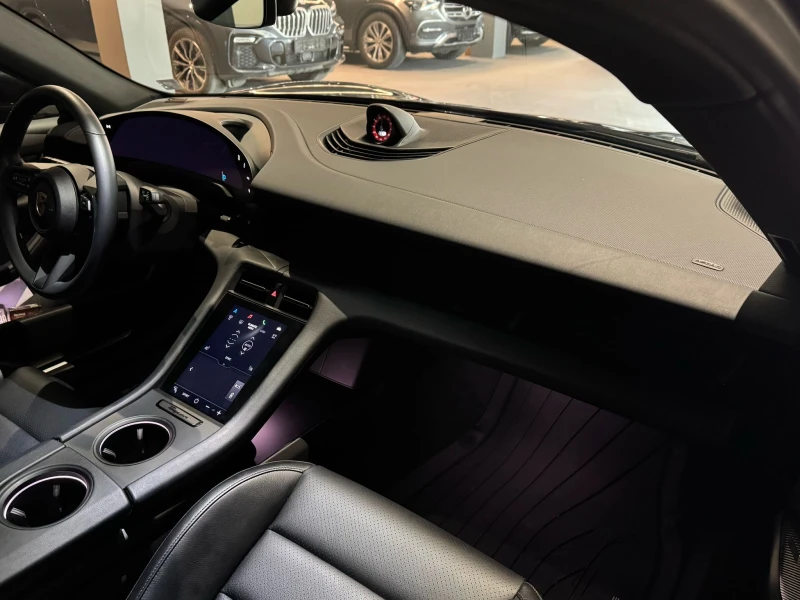 Porsche Taycan 4S 93kWh, снимка 7 - Автомобили и джипове - 50996703