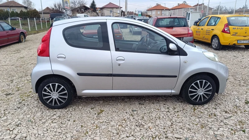 Peugeot 107 1.0.68к.с.2011г., снимка 9 - Автомобили и джипове - 51423010