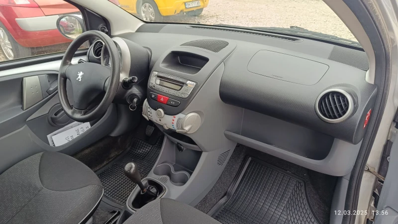 Peugeot 107 1.0.68к.с.2011г., снимка 13 - Автомобили и джипове - 51423010