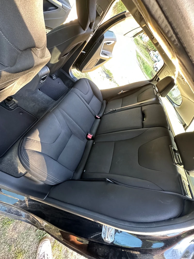 Volvo V60 D3 136, снимка 6 - Автомобили и джипове - 52645520