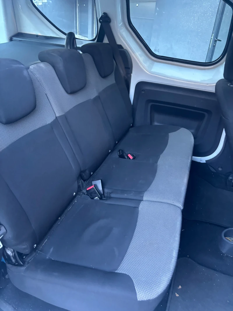 Dacia Dokker, снимка 10 - Автомобили и джипове - 52536967