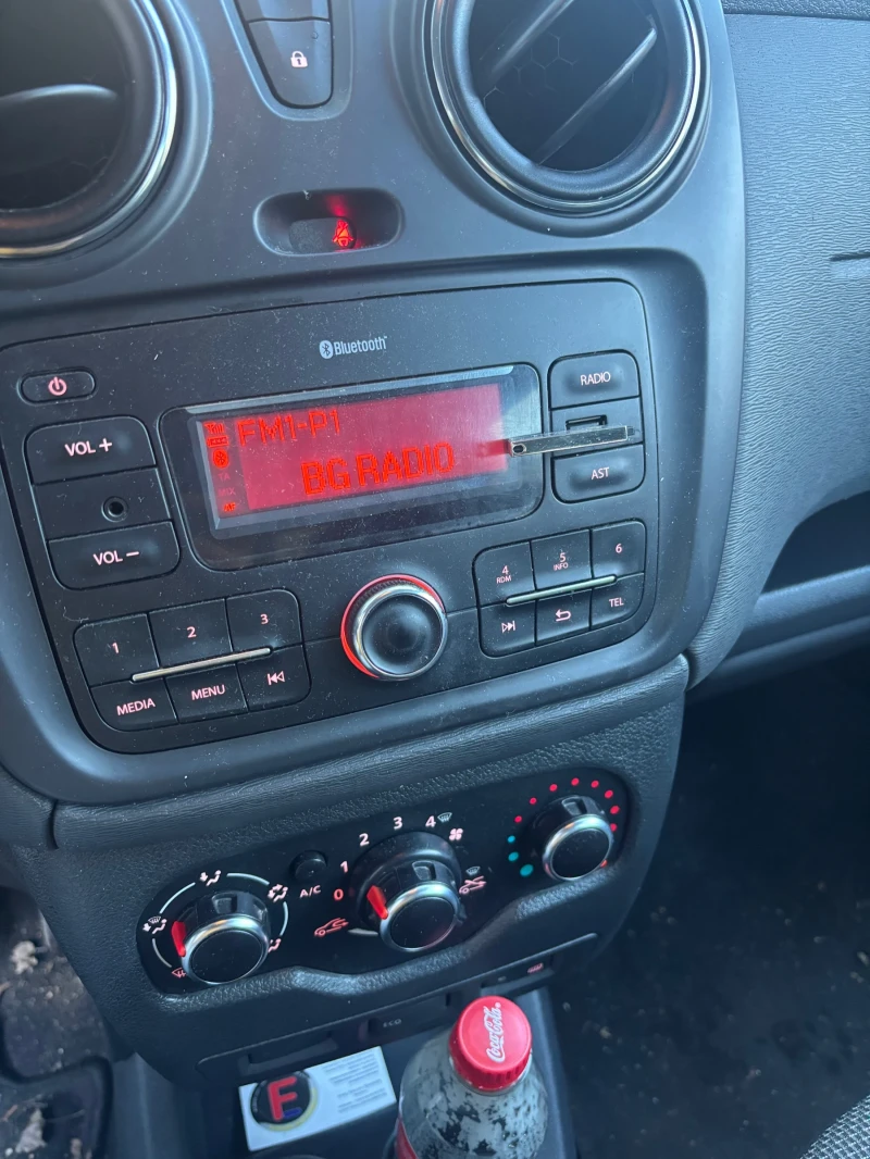 Dacia Dokker, снимка 11 - Автомобили и джипове - 52536967