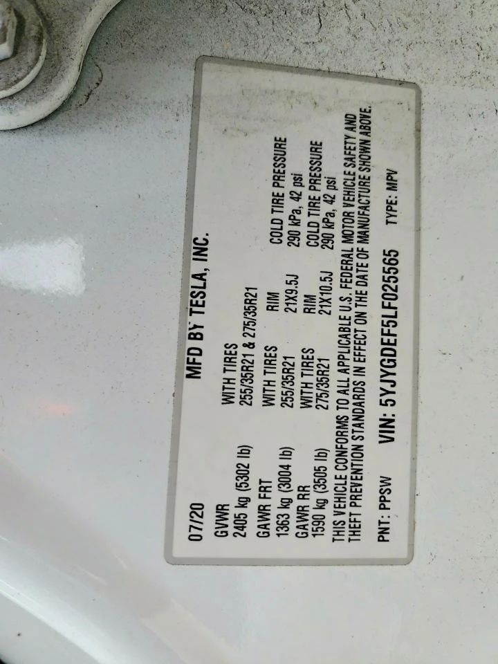 Tesla Model Y, снимка 12 - Автомобили и джипове - 53916903