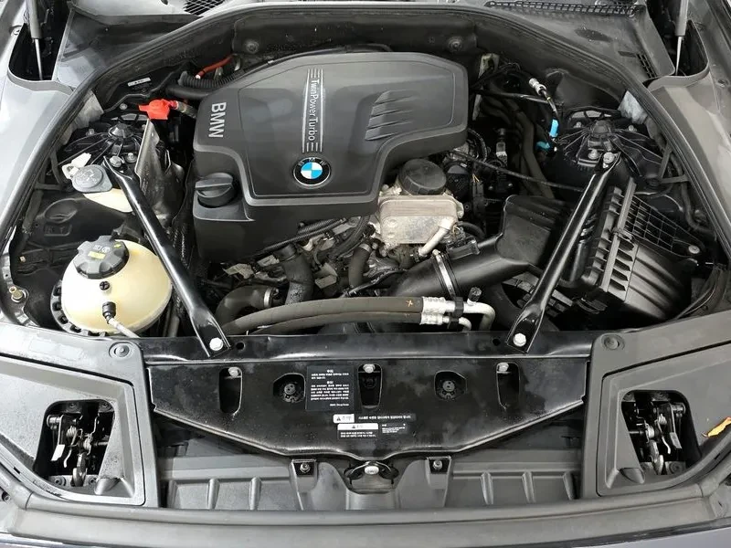 BMW 528 I xDrive M Aerodynamics - САМО 30% АВАНС, снимка 6 - Автомобили и джипове - 55803156