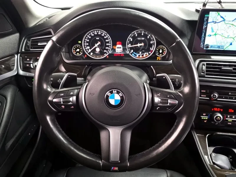 BMW 528 I xDrive M Aerodynamics - САМО 30% АВАНС, снимка 13 - Автомобили и джипове - 55803156