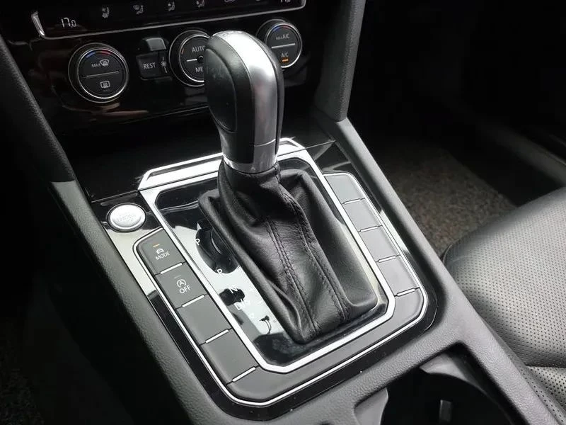 VW Arteon, снимка 9 - Автомобили и джипове - 56688046