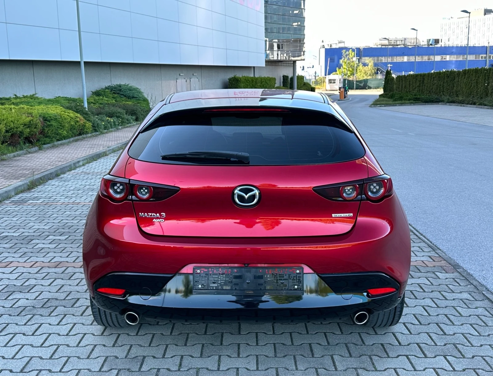 Mazda 3 # 2.5 SKYACTIV G # 4X4 # АВТОМАТИК # 43000 км. #  - изображение 4