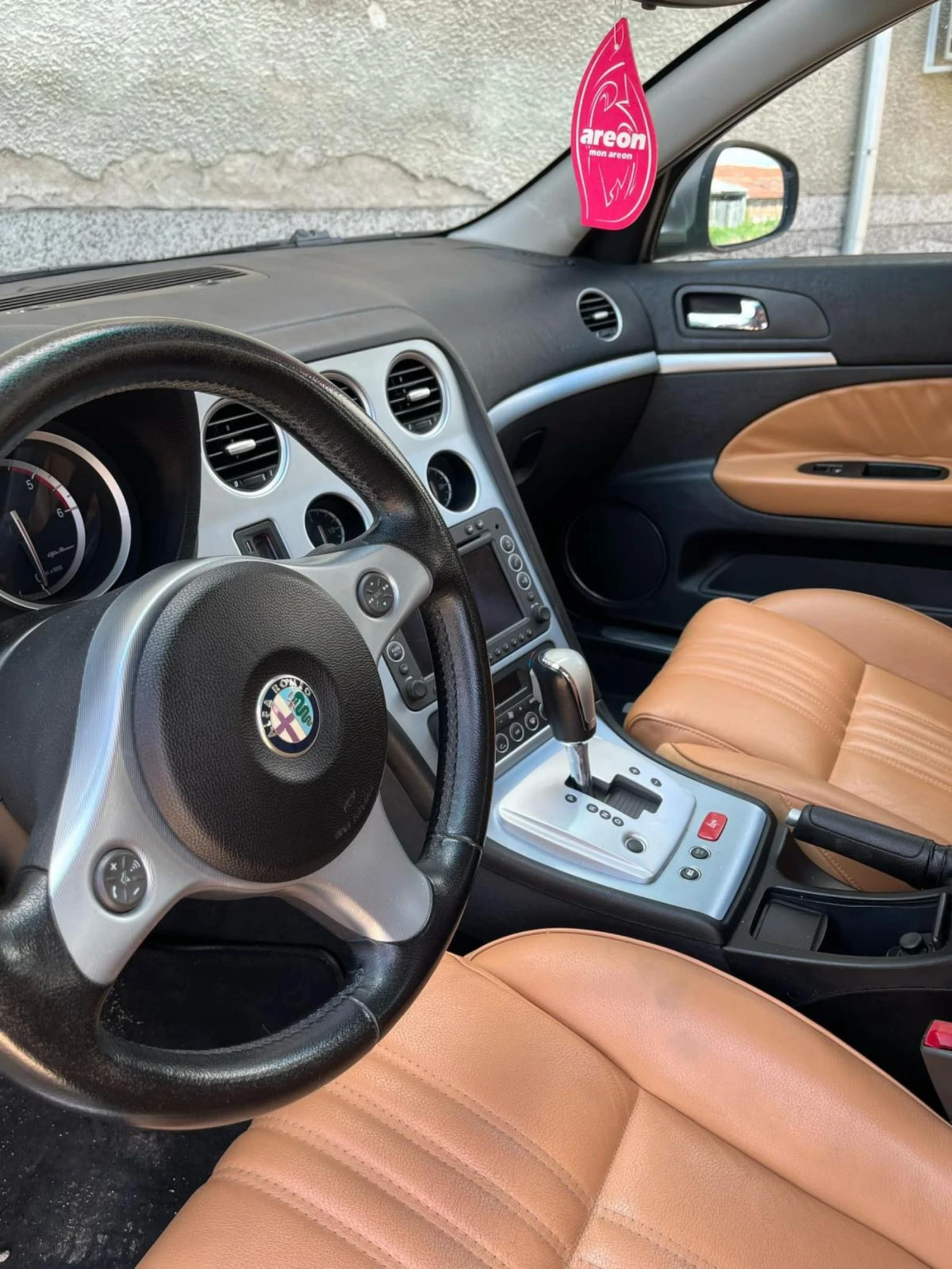 Alfa Romeo 159 sportwagon 1.9 JTD Климатроник - изображение 8