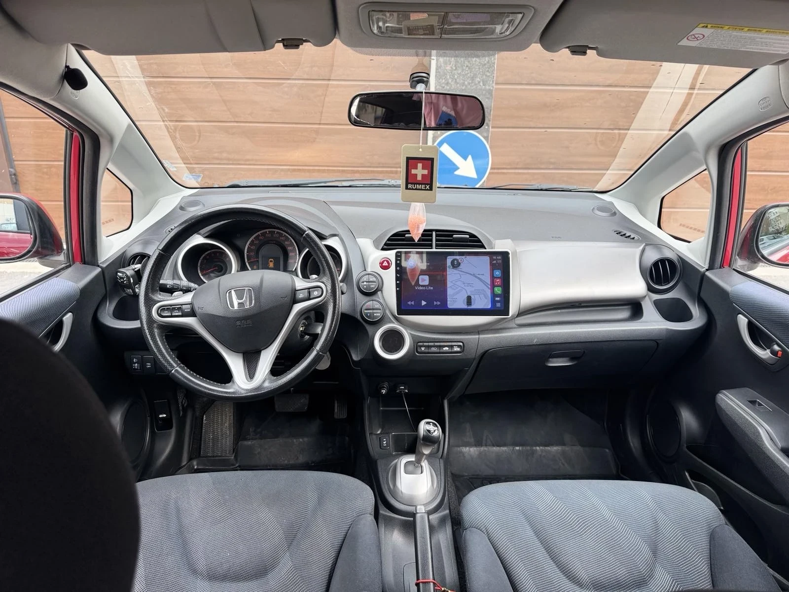 Honda Jazz 1.4i - изображение 8