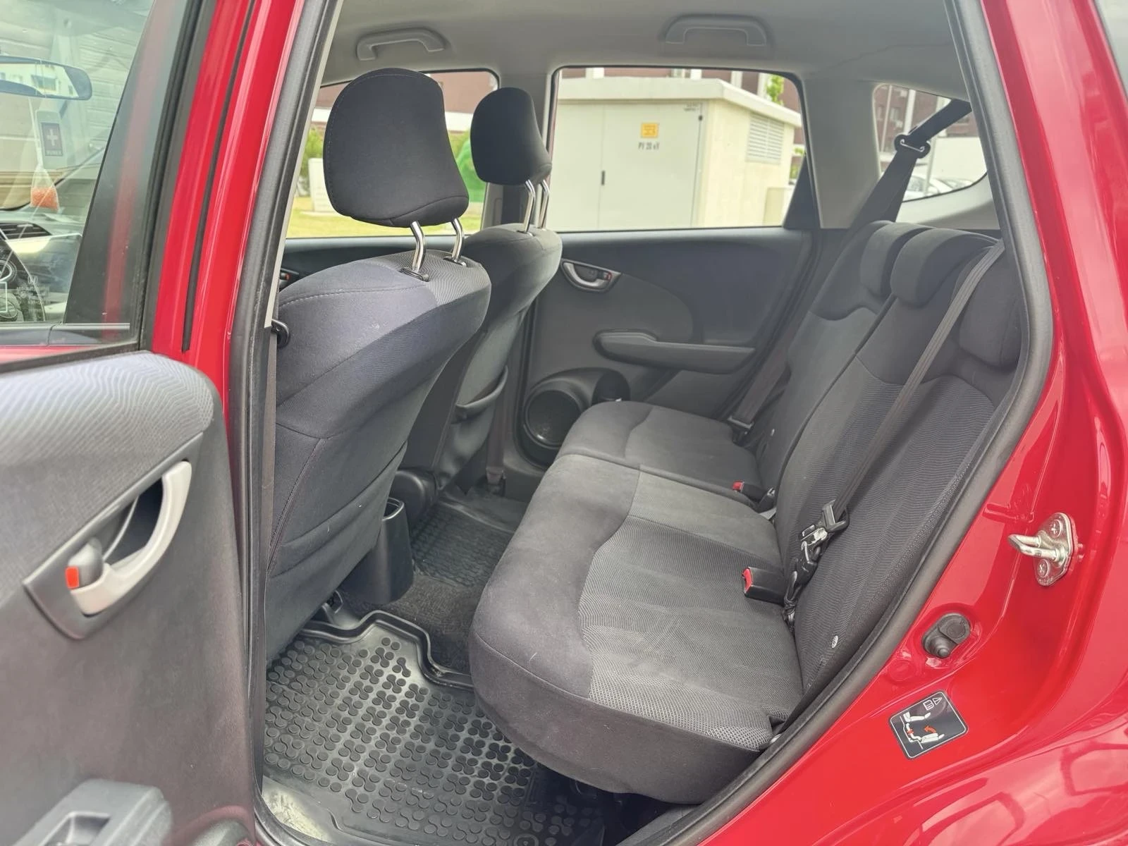 Honda Jazz 1.4i - изображение 10