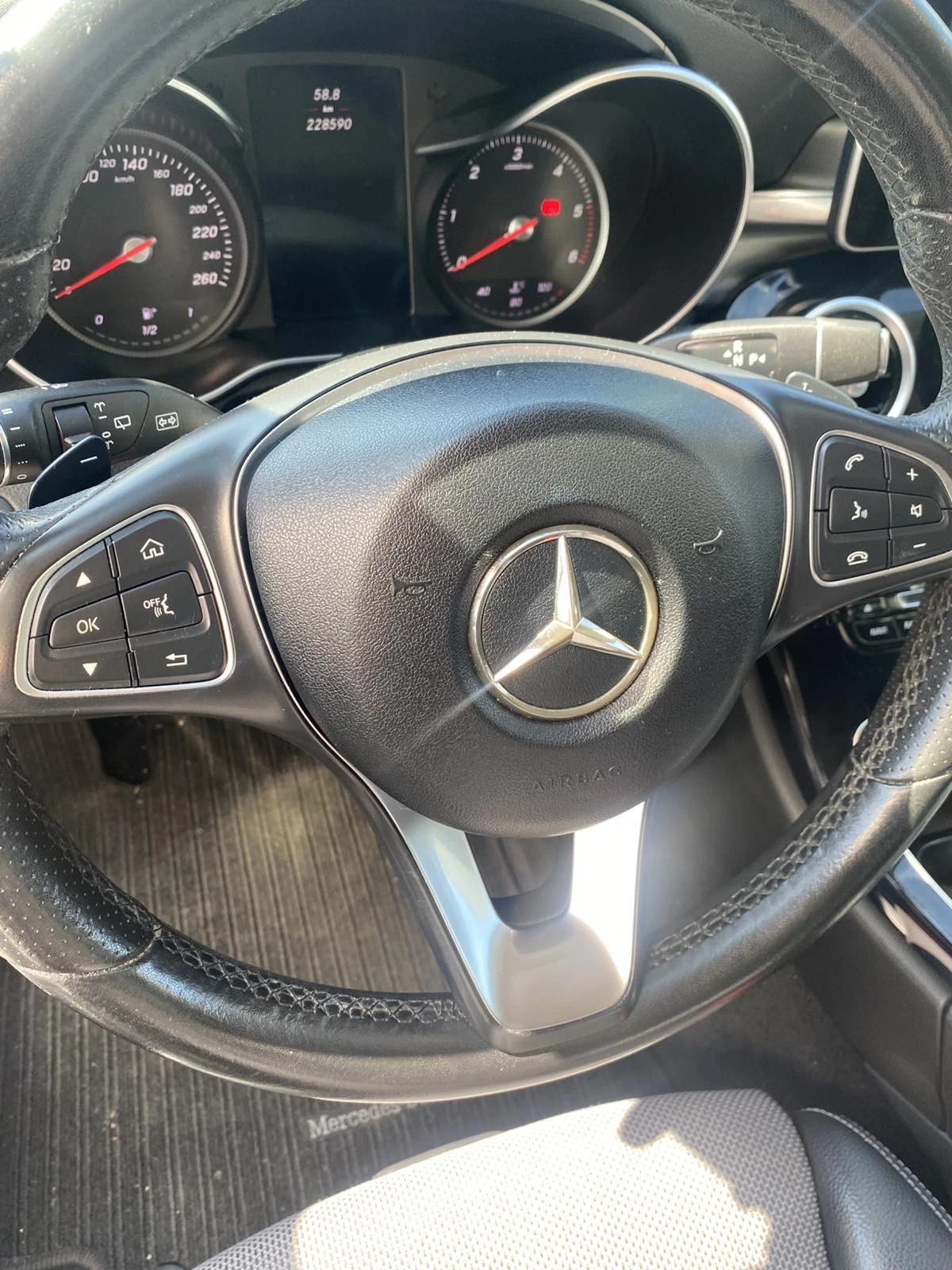 Mercedes-Benz 200 CDI - изображение 10
