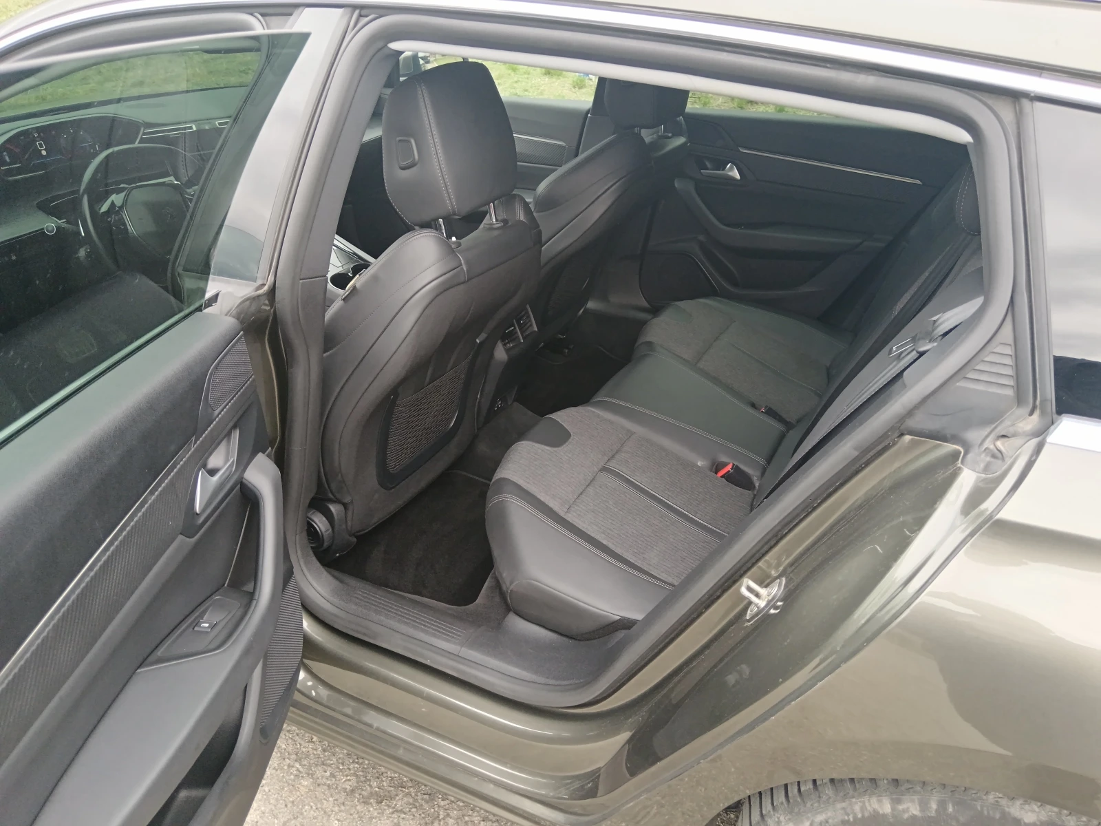 Peugeot 508 /2.0 HDi 163 к.с/Euro 6d/BVA8/ i-Cockpit/Distronic - изображение 8