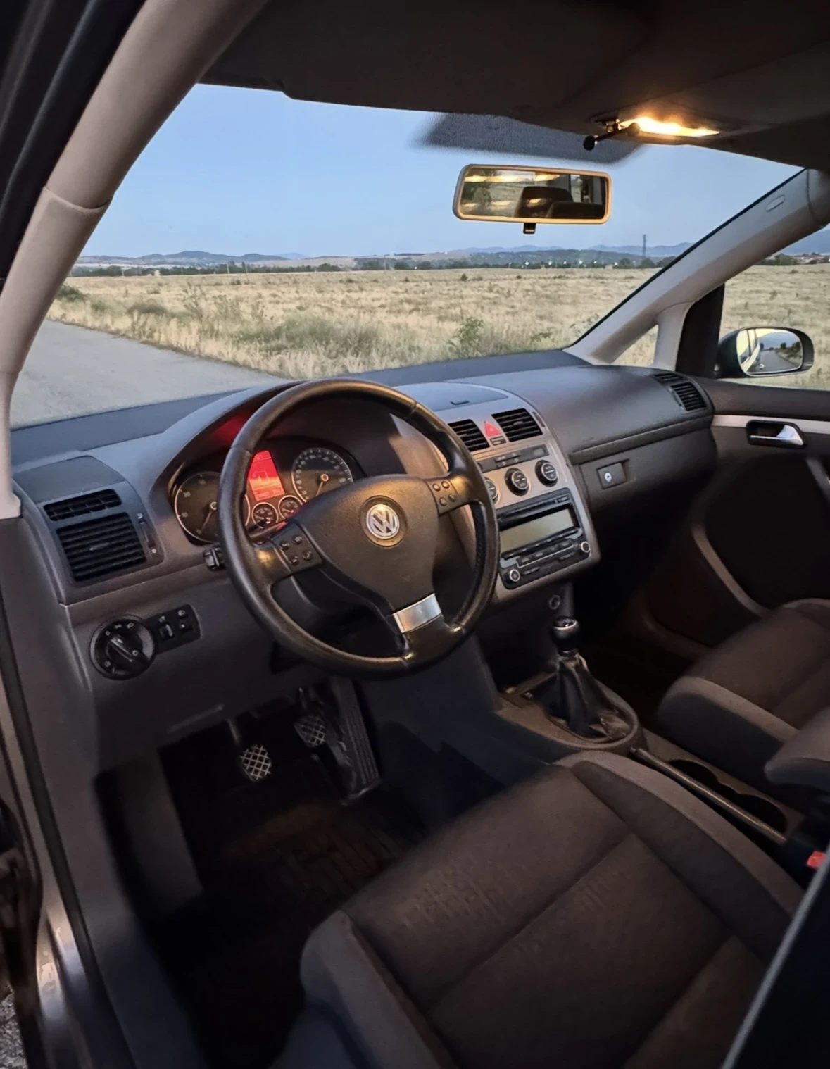 VW Touran 1.9 FACELIFT  - изображение 5