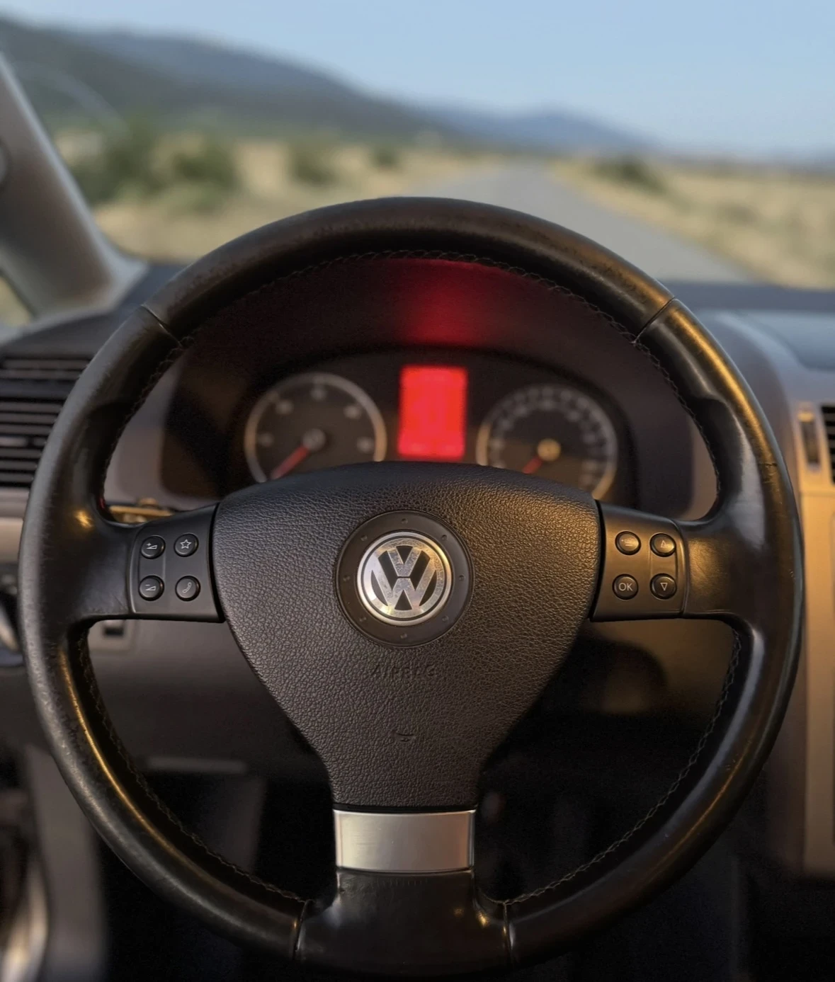 VW Touran 1.9 FACELIFT  - изображение 6
