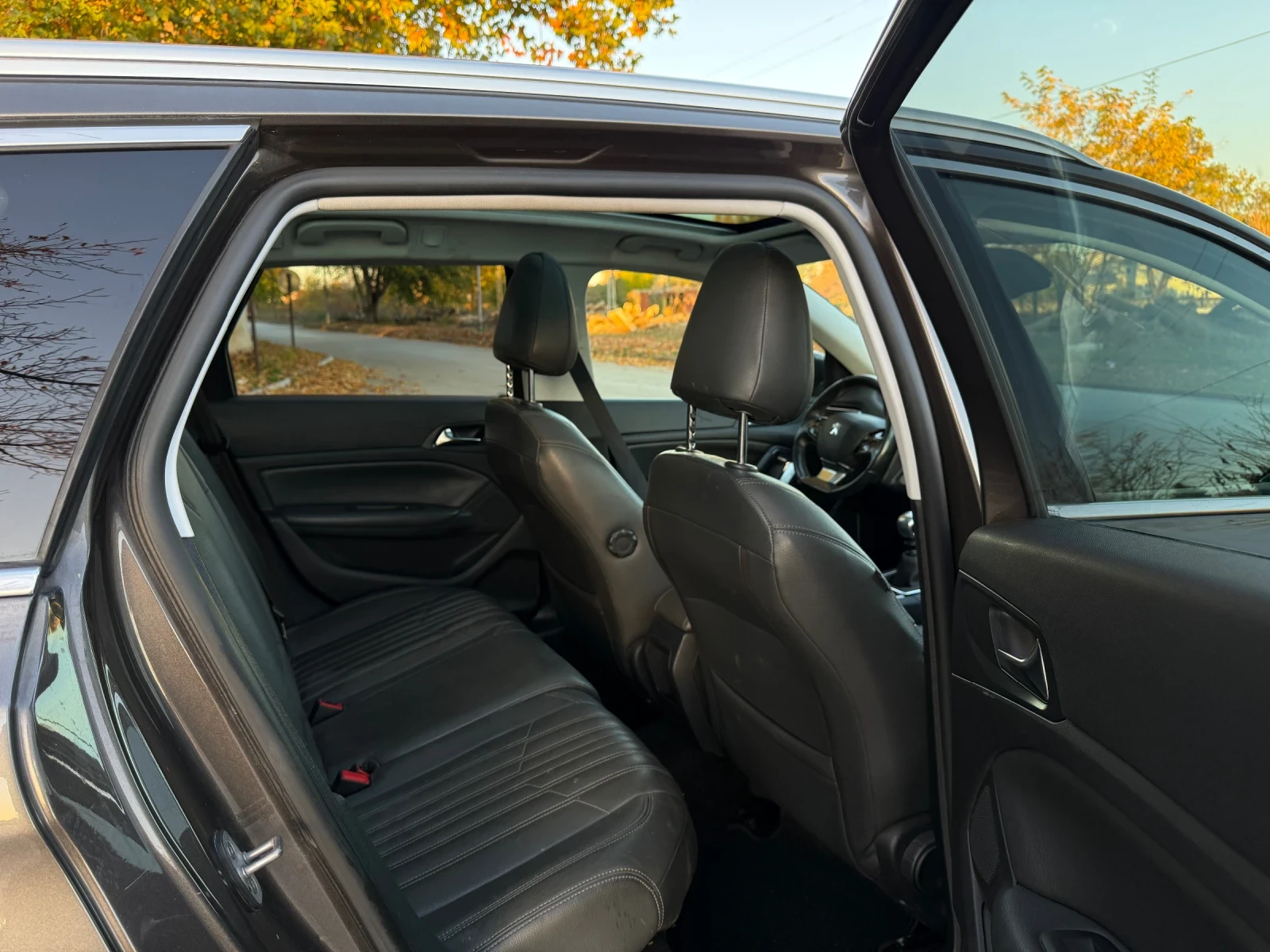 Peugeot 308 1.6BlueHDI - изображение 8