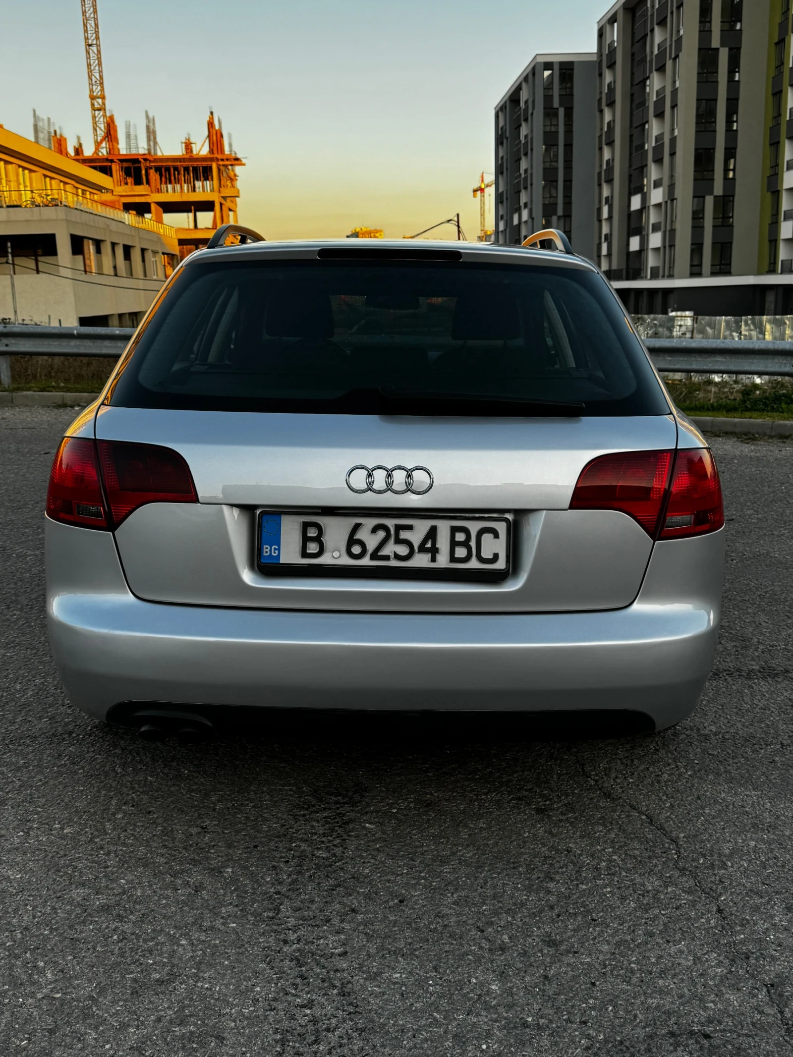 Audi A4 2.0 TDI | Mobile.bg � ����������� 4