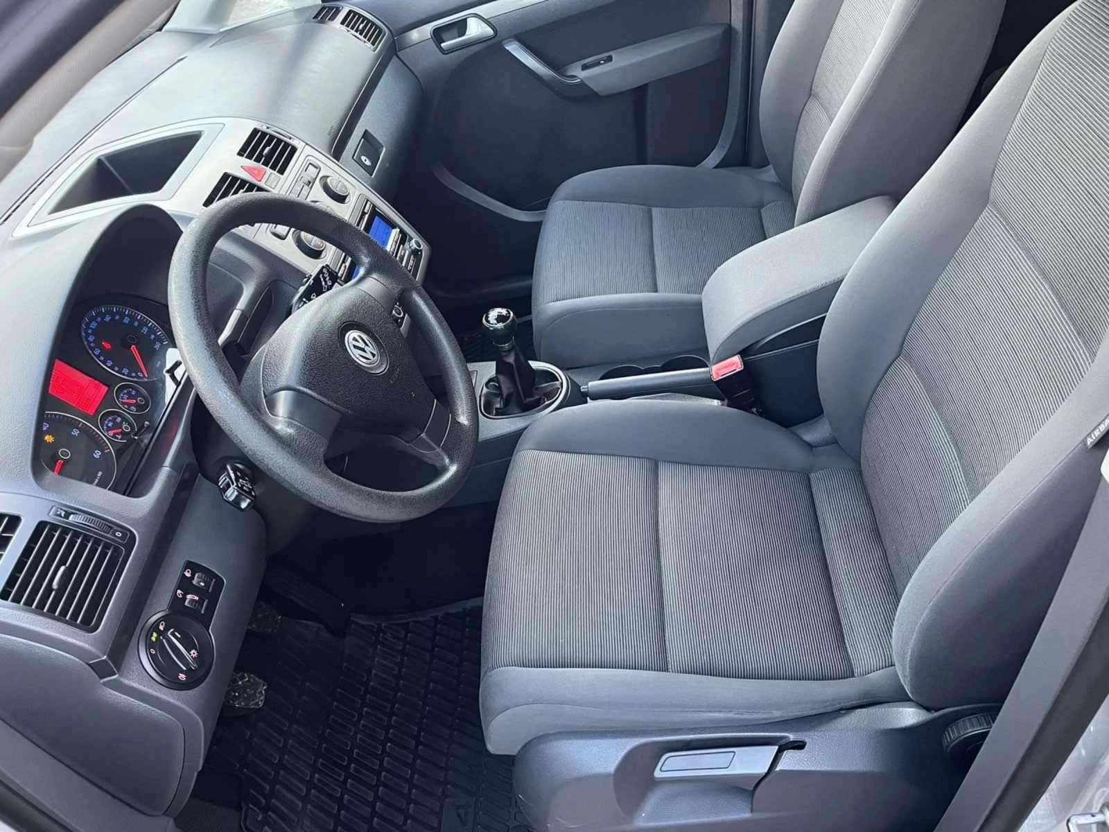 VW Touran 1.9TDI 105�.�. | Mobile.bg � ����������� 13