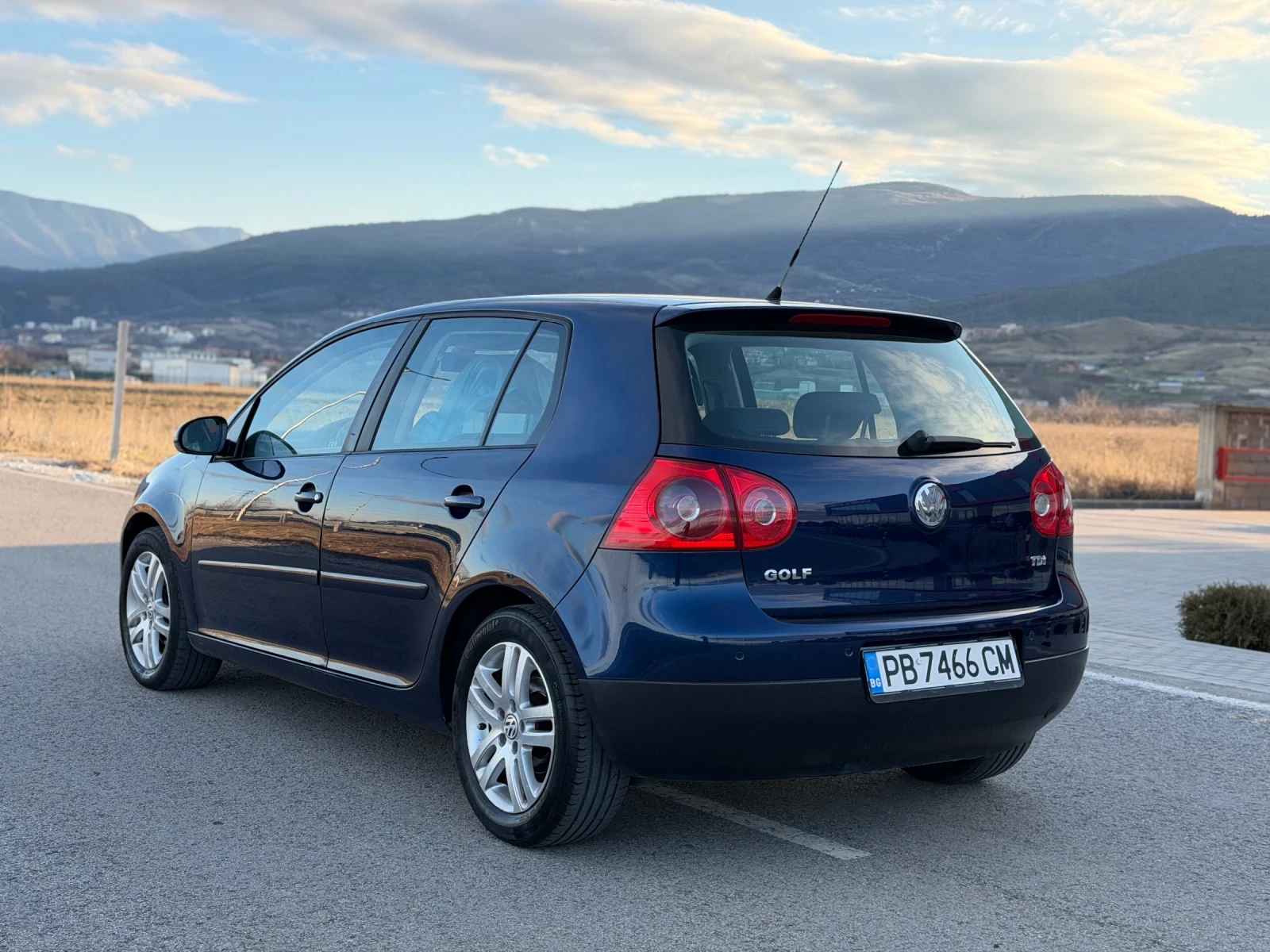 VW Golf 1.9 105 к.с, снимка 3 - Автомобили и джипове - 53738080