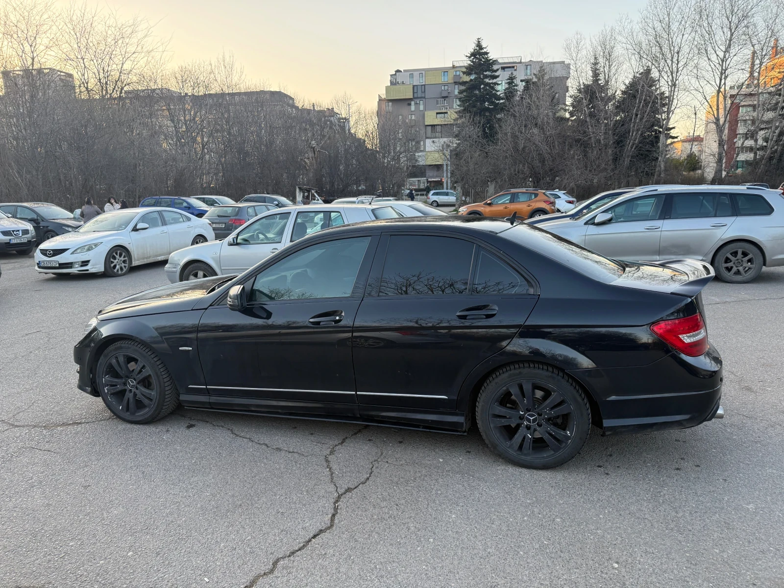 Mercedes-Benz C 220, снимка 3 - Автомобили и джипове - 53849206