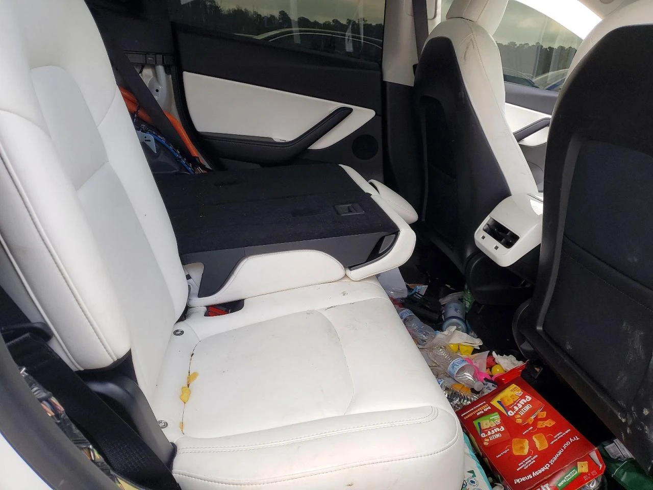 Tesla Model Y, снимка 10 - Автомобили и джипове - 53916903