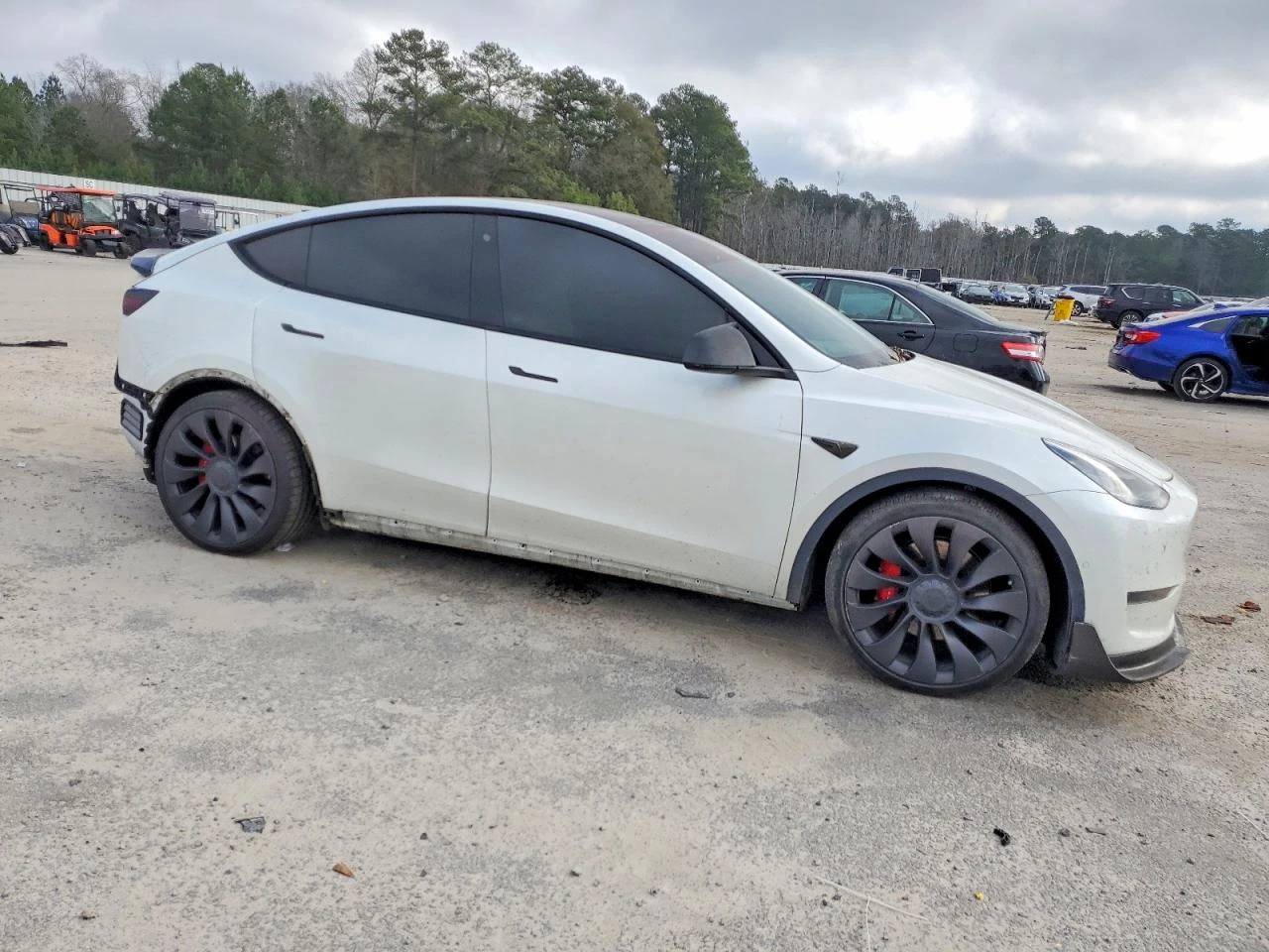 Tesla Model Y, снимка 4 - Автомобили и джипове - 53916903