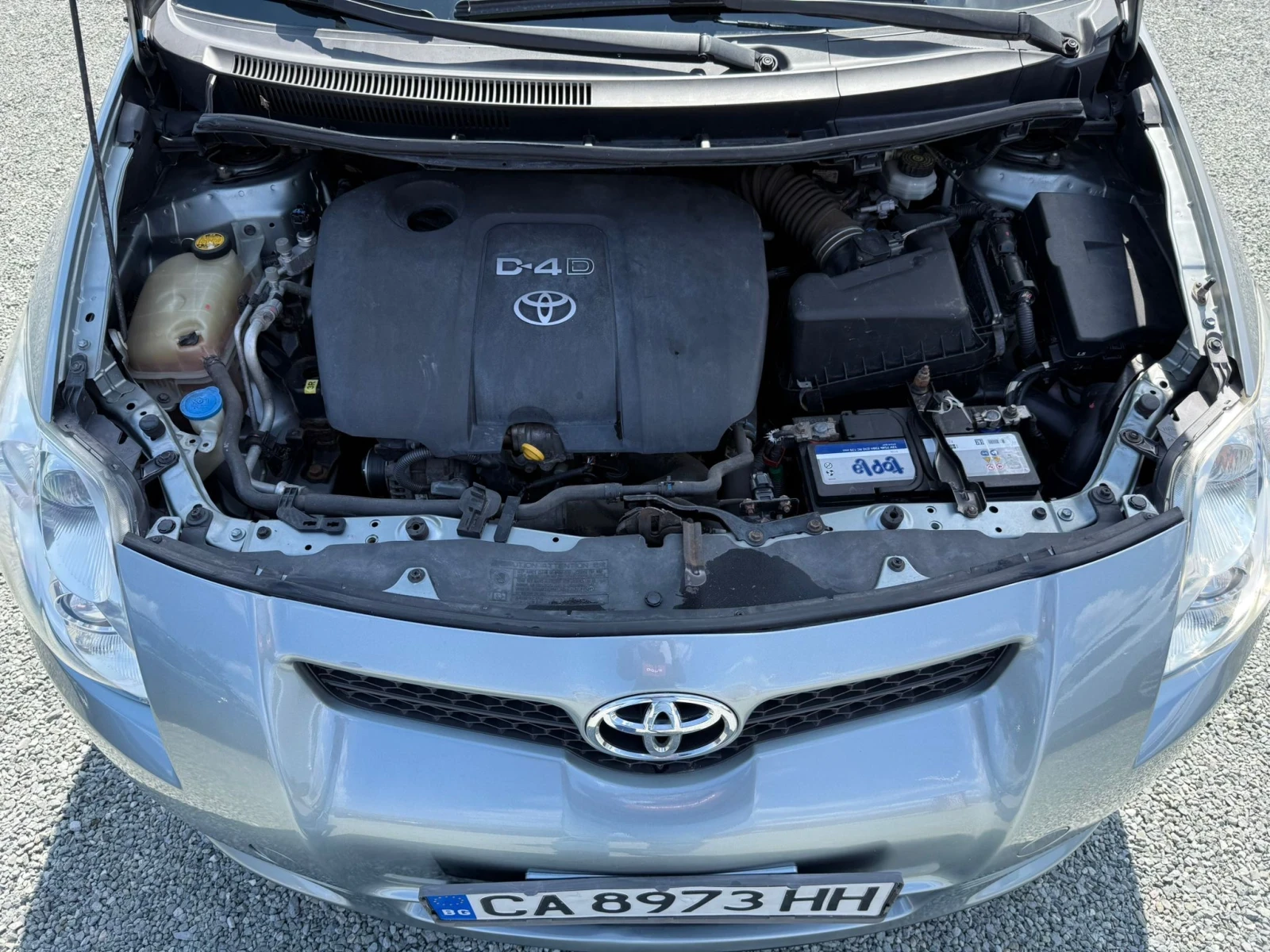 Toyota Auris (KATO НОВА), снимка 16 - Автомобили и джипове - 53975041