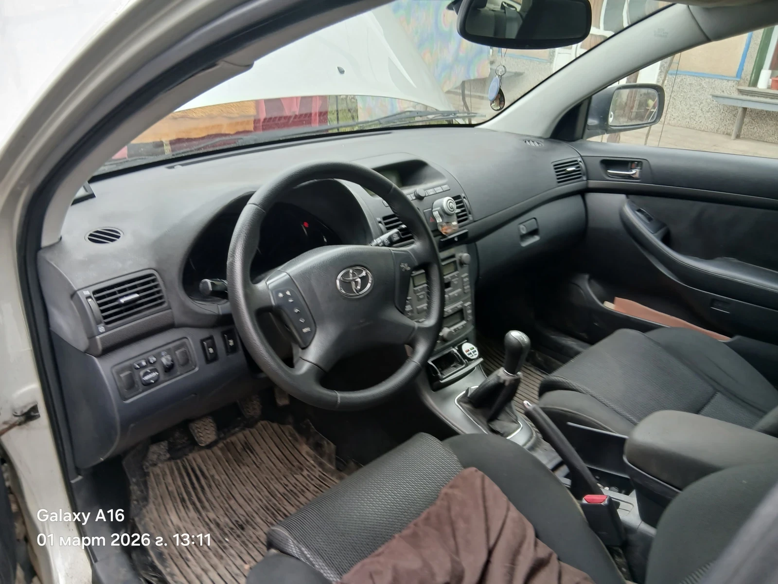 Toyota Avensis, снимка 6 - Автомобили и джипове - 54155561