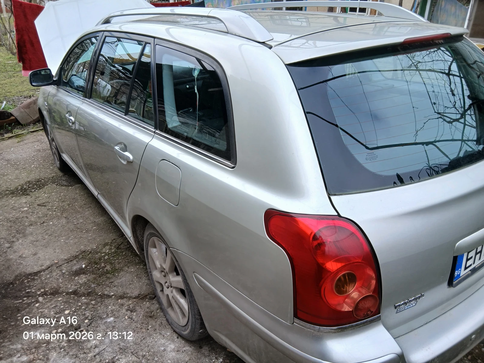 Toyota Avensis, снимка 4 - Автомобили и джипове - 54155561