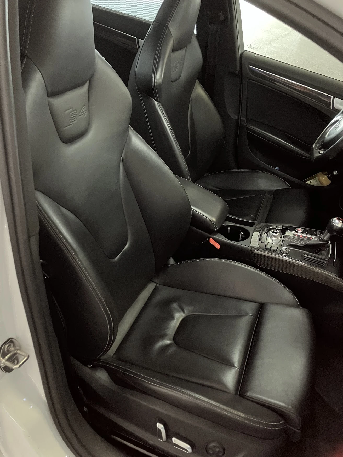 Audi S4 B&O, 10.25 мултимедия, Ел.щора, снимка 8 - Автомобили и джипове - 54348429