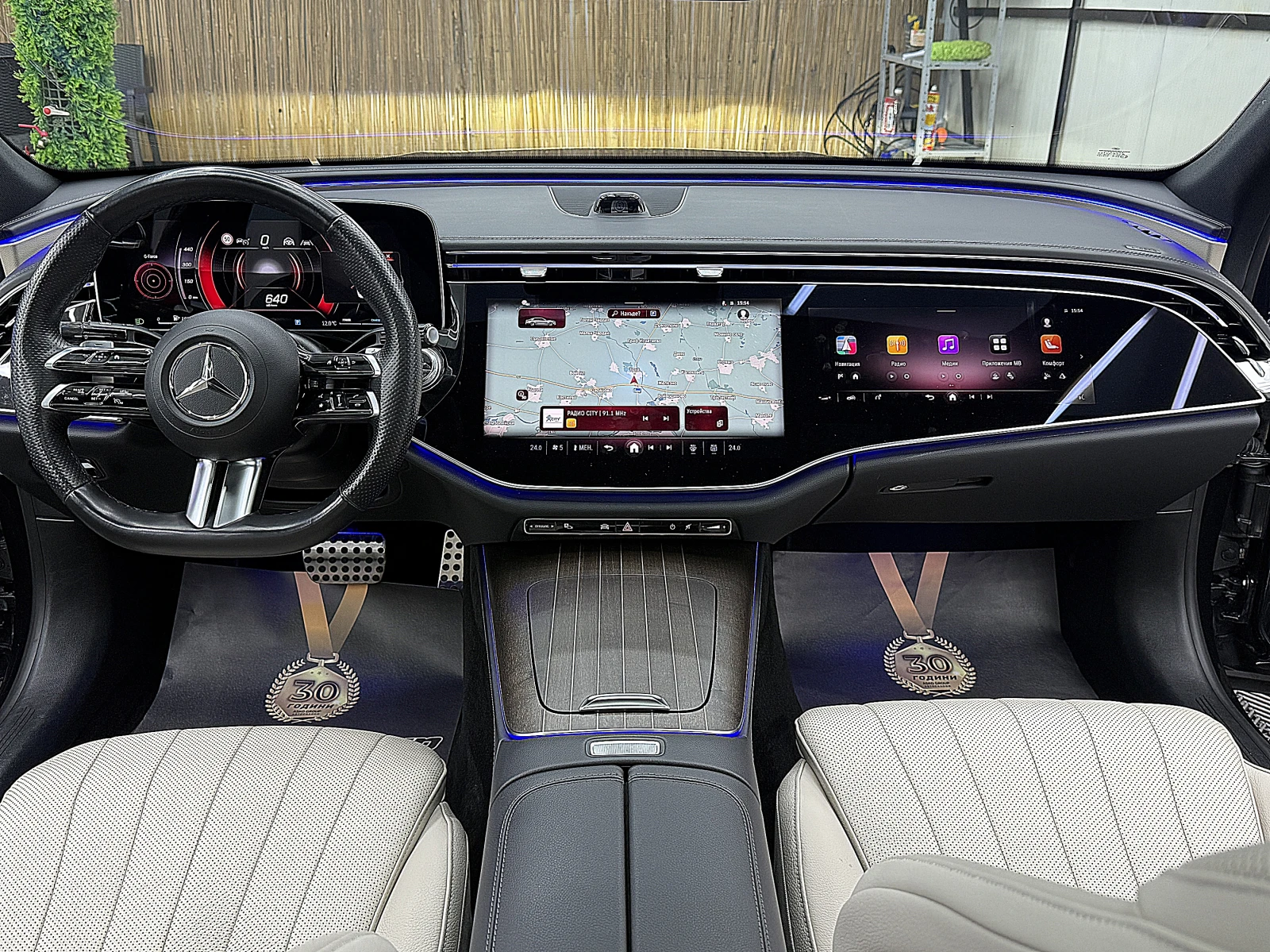Mercedes-Benz E 220 AMG-line/PANORAMA/FULL/������ �������� ������ | Mobile.bg � ����������� 14