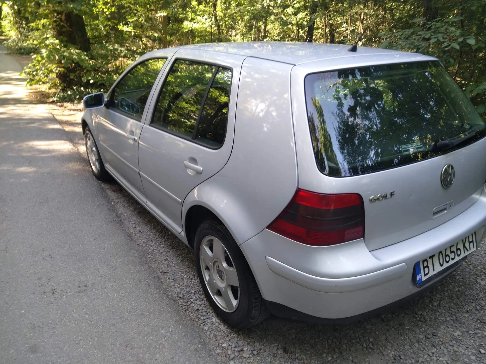 VW Golf 1.6, снимка 6 - Автомобили и джипове - 54378165
