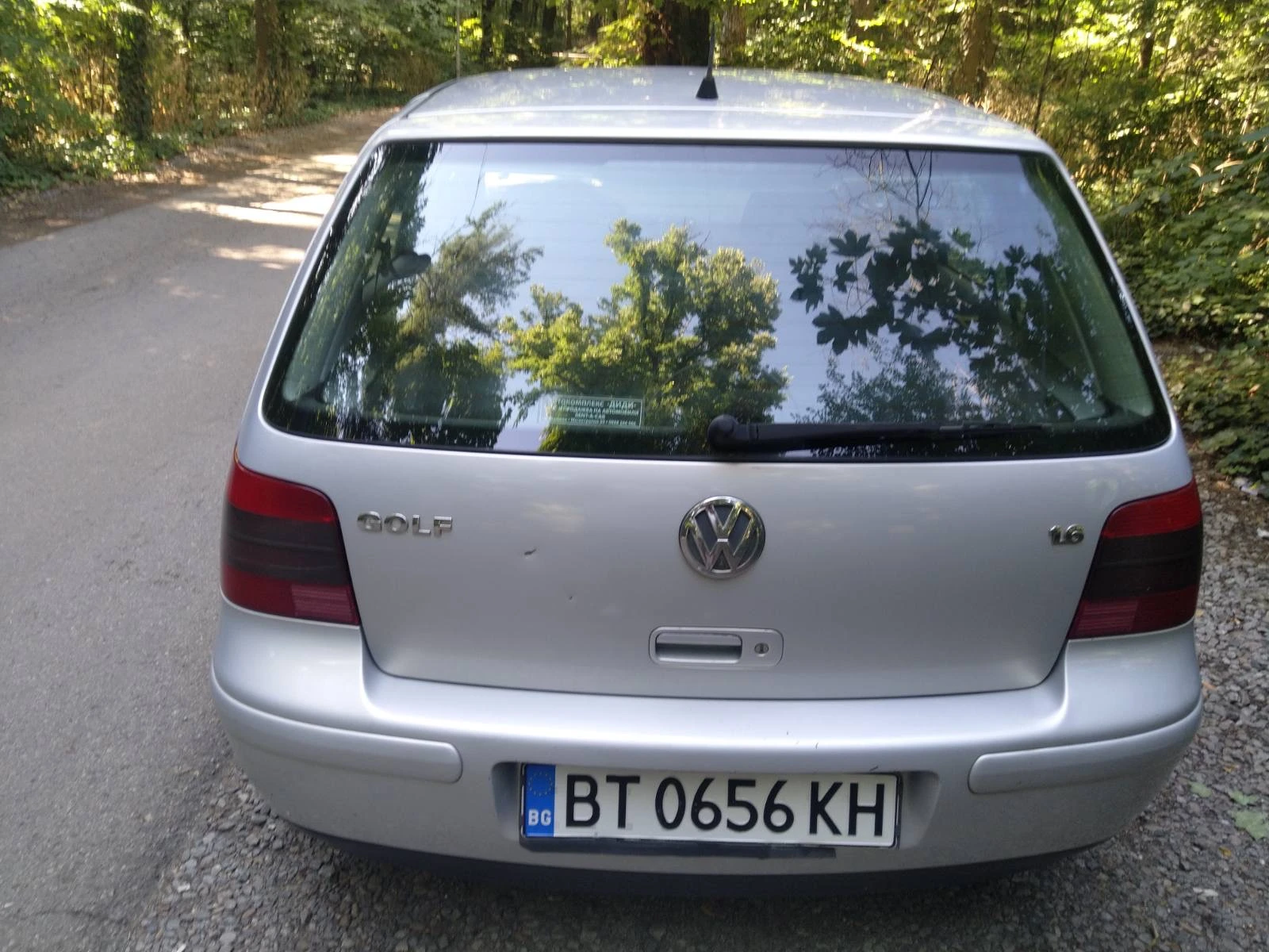 VW Golf 1.6, снимка 5 - Автомобили и джипове - 54378165