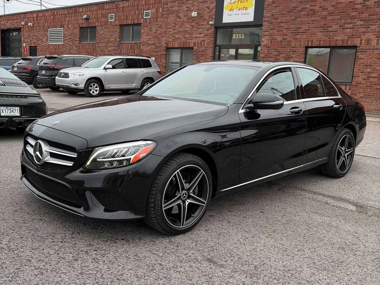 Mercedes-Benz C 300 /360/DISTRONIC/CARFAX/АВТОКРЕДИТ , снимка 13 - Автомобили и джипове - 54595456