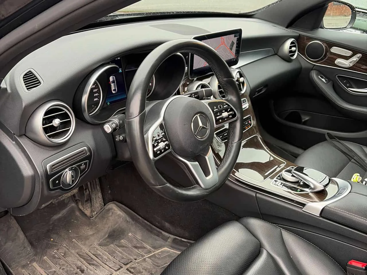 Mercedes-Benz C 300 /360/DISTRONIC/CARFAX/АВТОКРЕДИТ , снимка 5 - Автомобили и джипове - 54595456