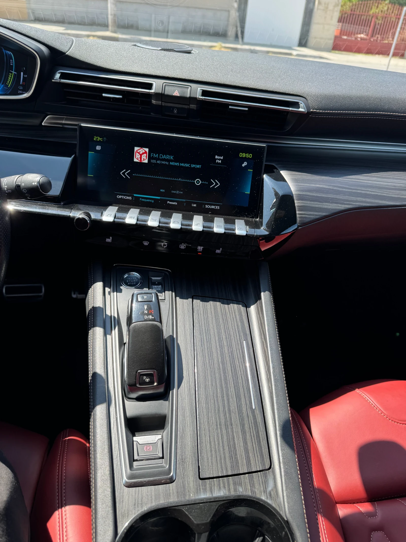 Peugeot 508 Plug-in Hybrid/GT/Focal/360/ACC/Night Vision, снимка 12 - Автомобили и джипове - 54634045