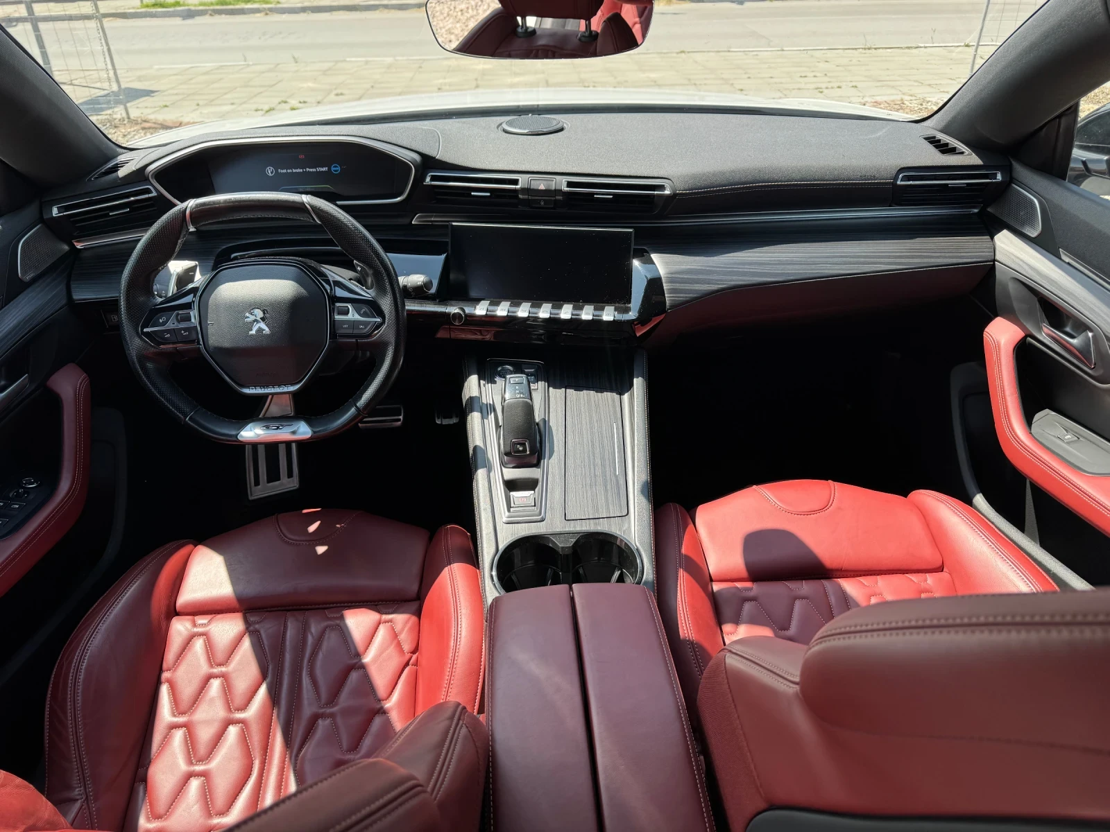 Peugeot 508 Plug-in Hybrid/GT/Focal/360/ACC/Night Vision, снимка 9 - Автомобили и джипове - 54634045