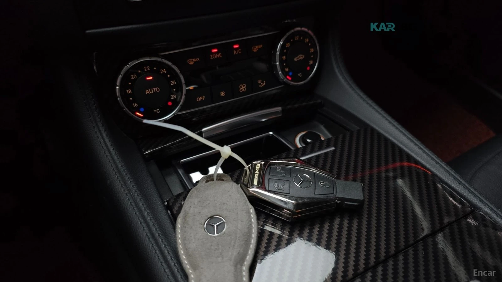 Mercedes-Benz CLS 250 * AMG* Подгрев* Обдухване* Camera* Мъртва точка* , снимка 17 - Автомобили и джипове - 55062806