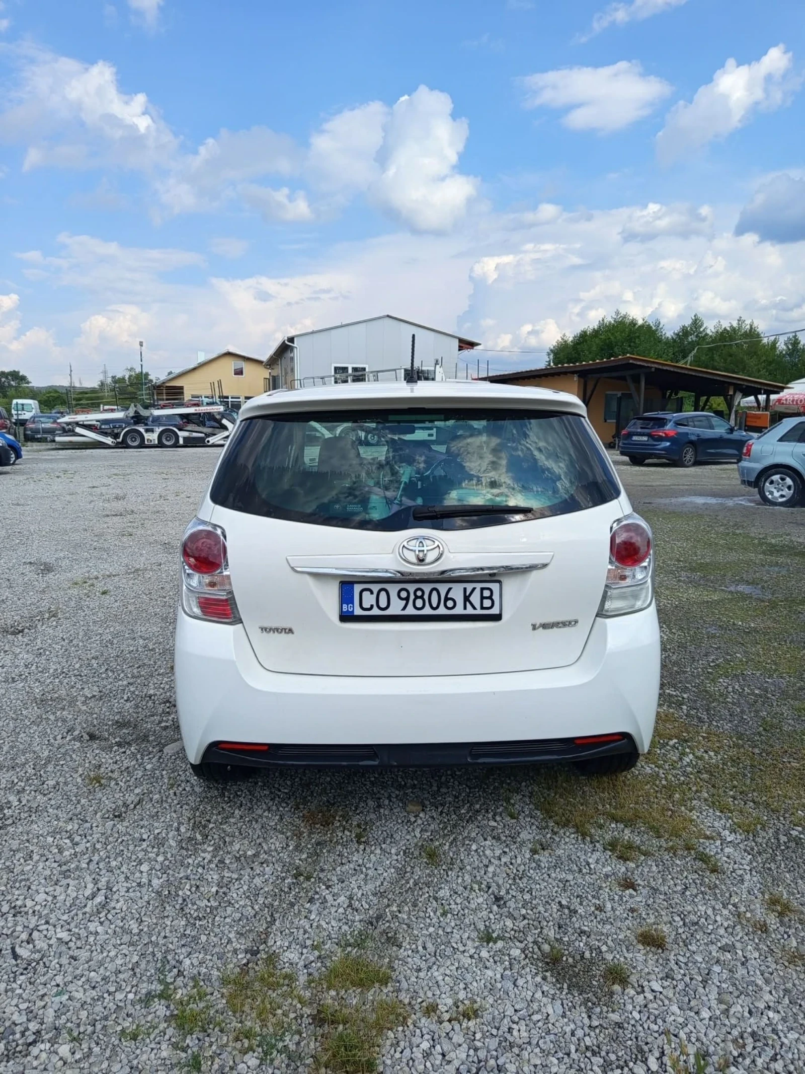 Toyota Verso 1.6, снимка 6 - Автомобили и джипове - 55065755