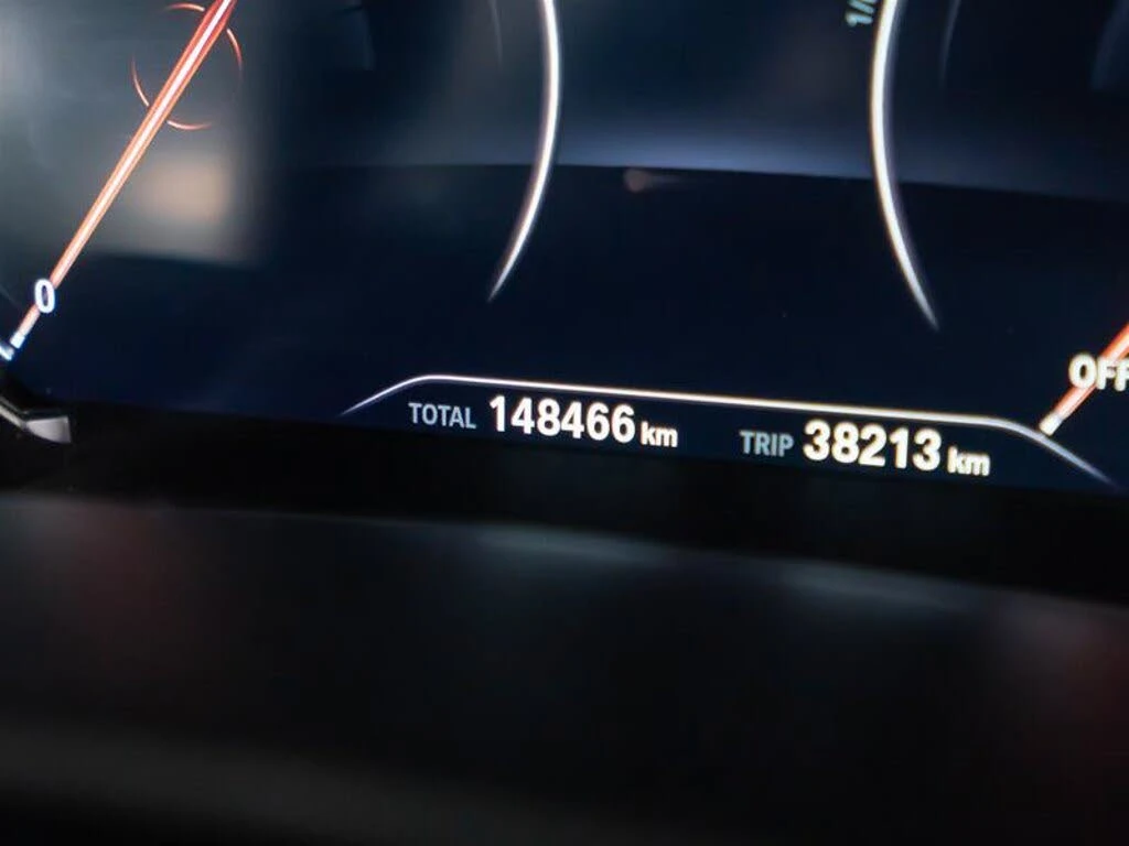 BMW 540 d M SPORT xDrive* HARMAN KARDON* 360 CAM* ХЕДЪП* , снимка 11 - Автомобили и джипове - 55512801