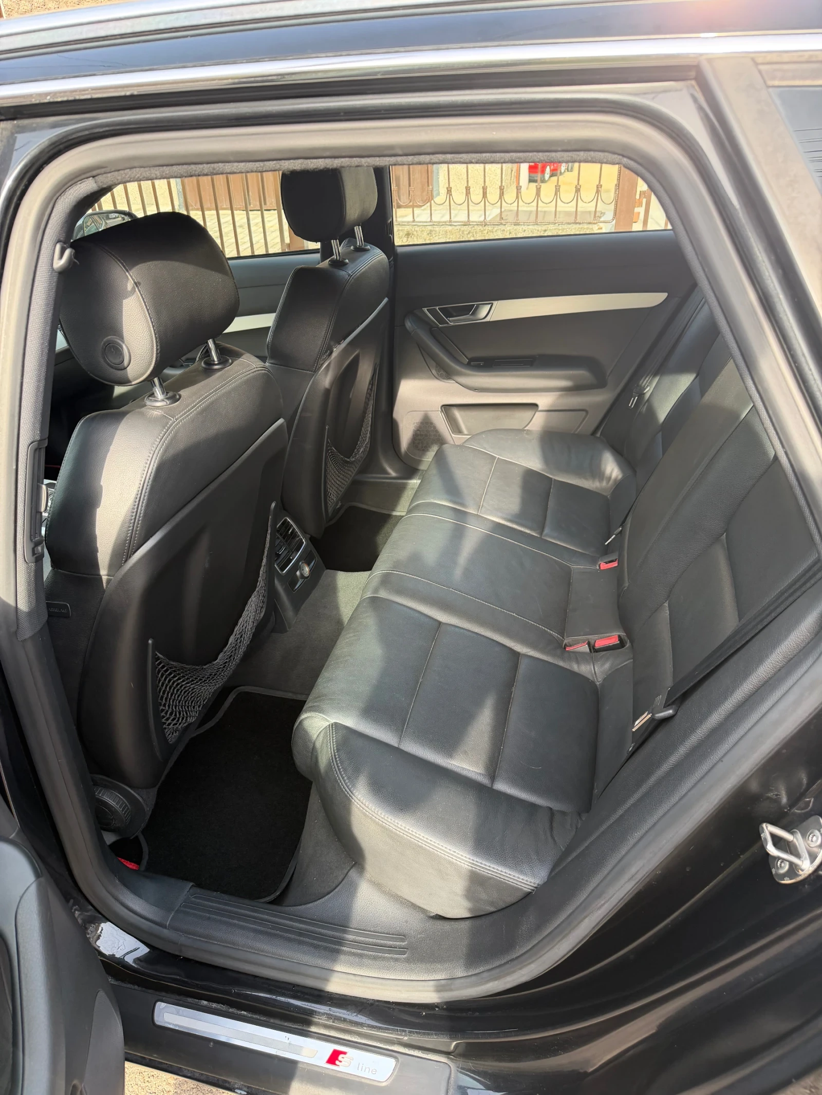 Audi A6, снимка 9 - Автомобили и джипове - 55937719
