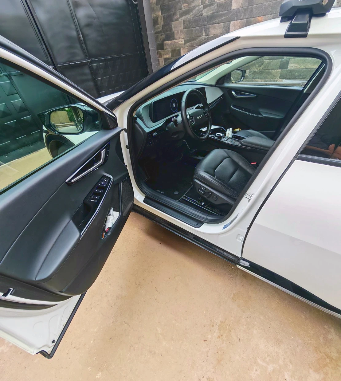 Kia EV6, снимка 5 - Автомобили и джипове - 56671238