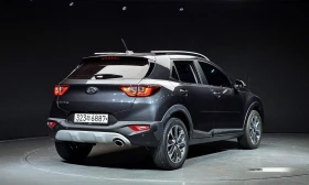 Kia Stonic Diesel 1.6 Trendy * НАЙ-ДОБРА ЦЕНА В БЪЛГАРИЯ* , снимка 2