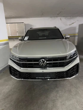 VW Touareg R-Line, снимка 1