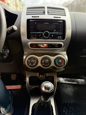 Toyota Urban Cruiser, снимка 15 - Автомобили и джипове - 53652981