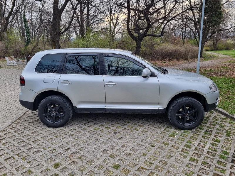 VW Touareg, снимка 6 - Автомобили и джипове - 47187077