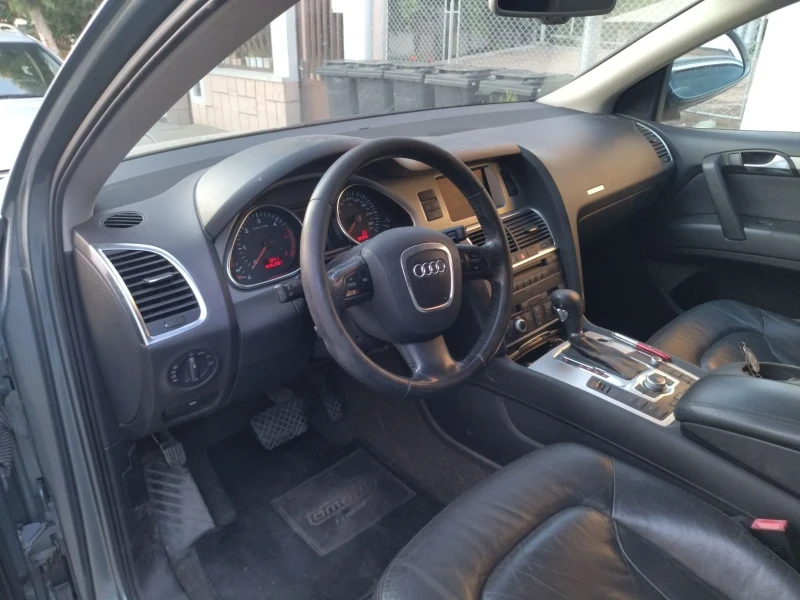 Audi Q7 3000 tdi, снимка 8 - Автомобили и джипове - 47271482