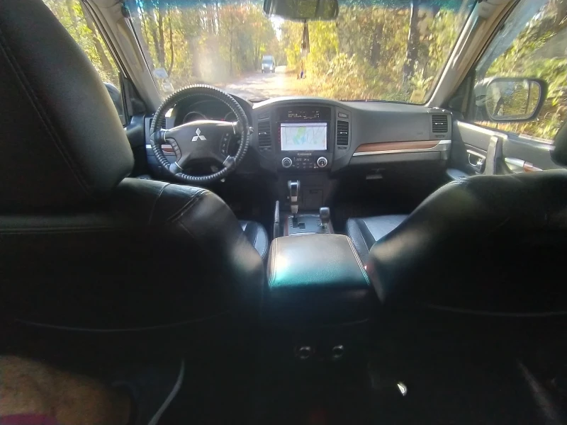 Mitsubishi Pajero 3.2DID, снимка 6 - Автомобили и джипове - 47380540