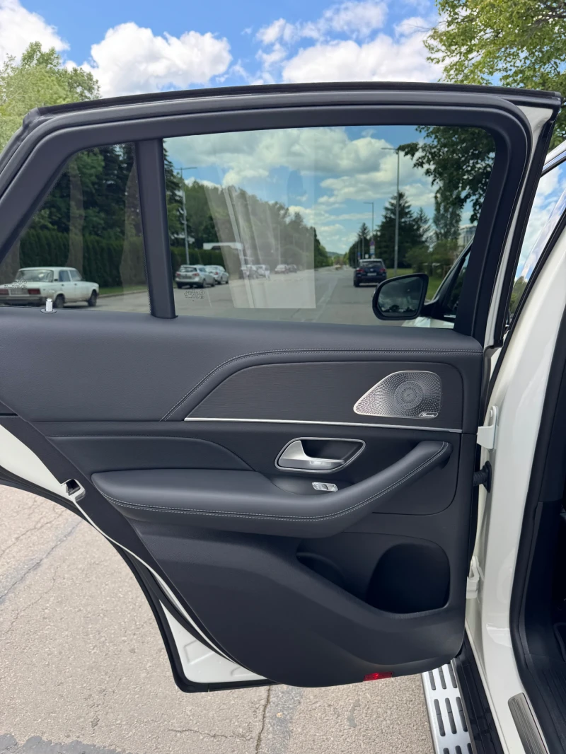 Mercedes-Benz GLE 53 4MATIC COUPE, снимка 13 - Автомобили и джипове - 52691881